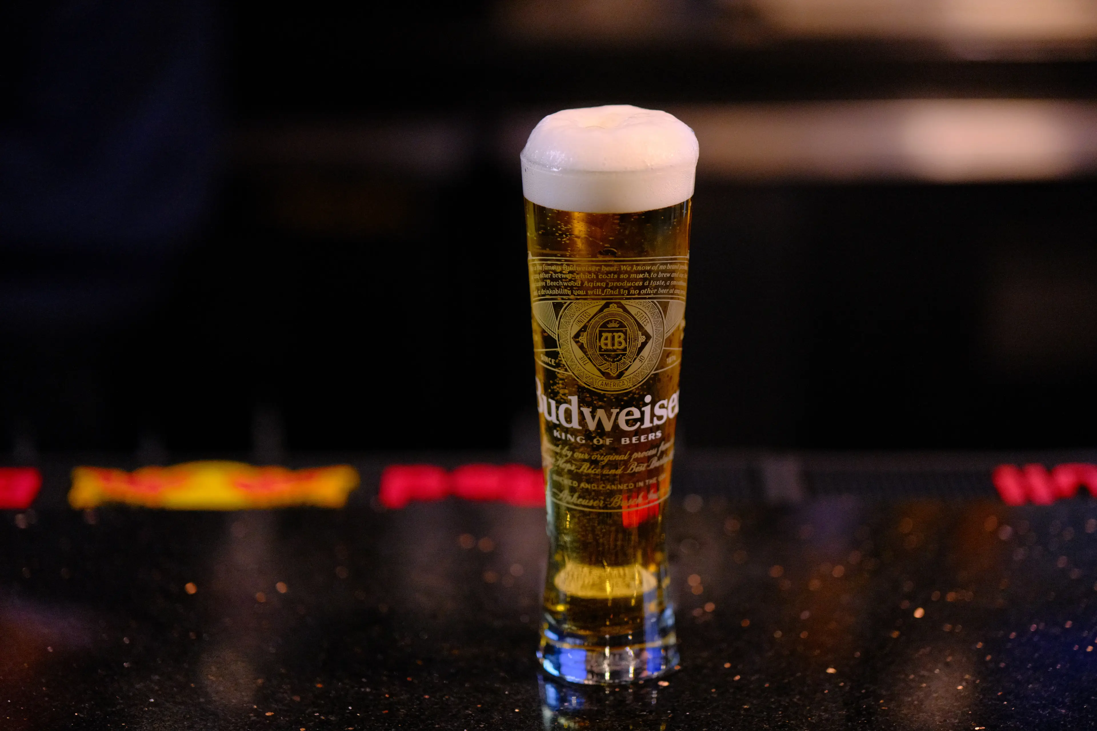 Zen Sushi & Bar cocktail and bar atmosphere